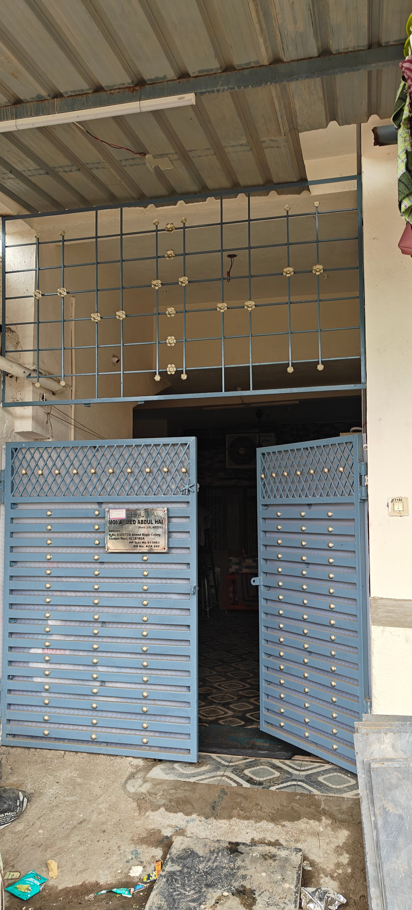 Spacious 3 BHK Semi-Furnished House with Utility